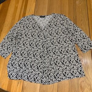 Lane Bryant Womens Black White Floral V-Neck 3/4 Sleeve Blouse Top Size 22/24